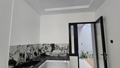 Hunian Prestisius di Kawasan Alam Sutera, Tangerang, LB 120m², Harga 2,7 Miliar