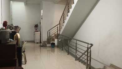 Kesempatan Eksklusif, rumah Prestisius di Jelambar, Jakarta Barat, LB 202m²