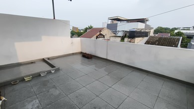 Rumah Siap Pakai di Kawasan BSD City, Tangerang, LT 90m²