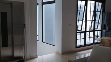 Rumah Mewah di Alam Sutera, Tangerang, 5 Kamar Tidur, LT 141m²