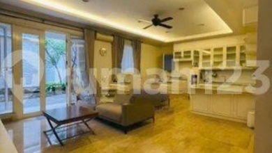 Rumah Area Premium Alam Sutera, Tangerang - Harga Terbaik 9,5 Miliar