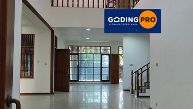 Rumah Area Luxury Kelapa Gading, Jakarta Utara - Harga Menarik 7,5 Miliar