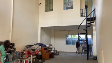 Dijual Gudang Bizpoint Park Cikupa lt 120M2 Harga1,5M Nego