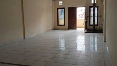 Dijual Ruko Teluk Gong 5x25 4lt, Unfurnish Bagus Harga 3,5M