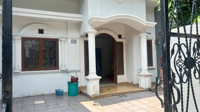 Rumah Sewaan Murah di Harapan Indah, Bekasi, 4 KT, Harga 42 Juta /tahun