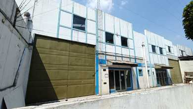 Disewa Gudang LT 1.800 M², LB 1.590 M², Kec. Serpong, Kab. Tangerang Selatan -, Banten