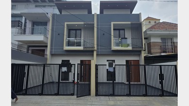 Rumah Siap Huni di Kawasan Meruya, Jakarta Barat, LT 100m²