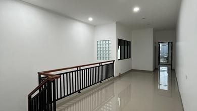 Ruko Brand New Multifungsi Taman Ratu Jakarta Barat