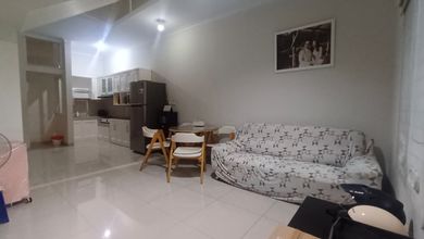 Promo Rumah di Tanjung Duren Selatan, Jakarta Barat, LB 96m², Harga 1,75 Miliar