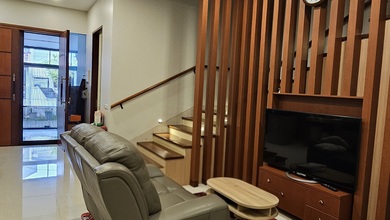 Rumah Sewaan Murah di Meruya, Jakarta Barat, 4 KT, Harga 180 Juta /tahun