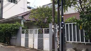 Hunian Elegan di Palmerah, Jakarta Barat, 5 Kamar Tidur, LT 323m²