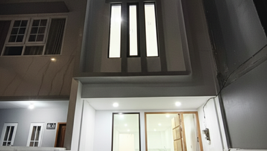 Kesempatan Rumah di Taman Palem, Jakarta Barat, LB 150m², Harga 1,67 Miliar