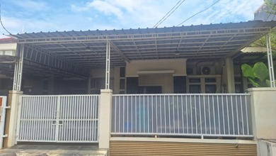 Dijual Rumah Strategis di Harapan Indah, Bekasi - LT 144m²