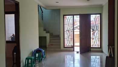 Rumah Mewah di Kelapa Gading, Jakarta Utara, 4 Kamar Tidur, LT 200m²