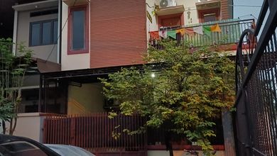 Kost 200 m2 Harapan Indah, Bekasi