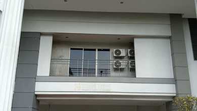 Ruko French Walk MOI, Jakarta Utara 210 m2 HGB 