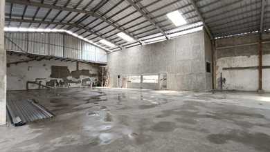 FOR RENT GUDANG + KANTOR + MESS + WC JALAN RAYA PENGGILINGAN DEKAT WALI KOTA