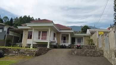 DIJUAL VILLA CISARUA PUNCAK LOKASI DEKAT WISATA TAMAN SAFARI (5MENIT)