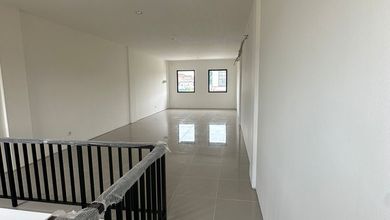 Disewakan Gudang Siap Pakai di Taman Tekno BSD City ( (9 M X 20 M2 )