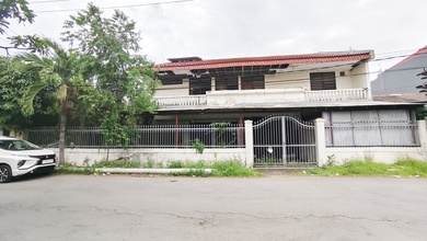 Hunian Elite di Kawasan Semolowaru, Surabaya, LB 475m², Harga 6 Miliar