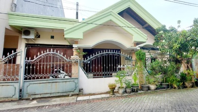 Promo Rumah di Jambangan, Surabaya, LB 95m², Harga 1,5 Miliar