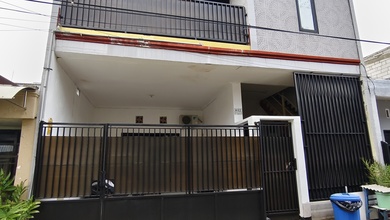 Rumah Kos Aktif 2 Lantai Ada 9 Kamar Kos di Gubeng Kertajaya Surabaya