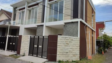 Promo Rumah di Sutorejo, Surabaya, LB 100m², Harga 1,5 Miliar