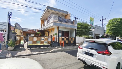 Kesempatan Eksklusif, rumah Prestisius di Gubeng, Surabaya, LB 180m²