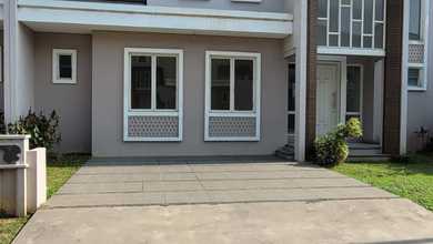 Hunian Elite di Kawasan Suvarna Sutera, Tangerang, LB 165m², Harga 3,5 Miliar