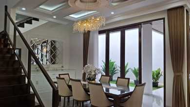 Rumah Mewah di Cibubur, Jakarta Timur, 4 KT, LT 240m²