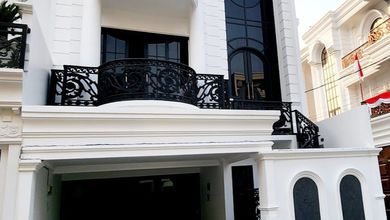 Rumah Elite di Kawasan Jagakarsa, Jakarta Selatan, LB 300m², Harga 3,47 Miliar