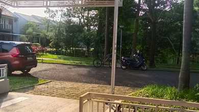 Rumah Siap Huni di Kawasan Cibubur, Jakarta Timur, LT 162m²