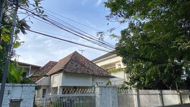 Kesempatan Langka, rumah Mewah di Menteng, Jakarta Pusat, LB 487m²