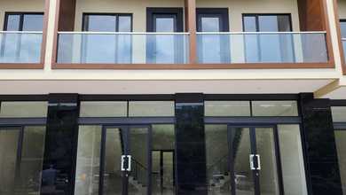 Disewakan Ruko Raffles Hills Cibubur