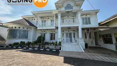 Kesempatan Langka, rumah Mewah di Depok I, Depok, LB 185m²