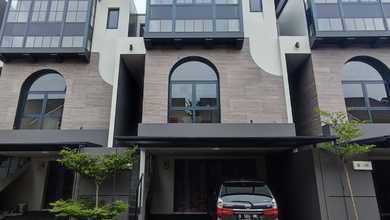Jual Rumah Eksklusif Luas 114 m2 di TB Simatupang, Jakarta Selatan