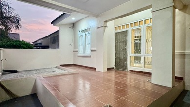 Jual Rumah Nyaman di Serpong Regency Melati Mas, Tangerang Selatan - LT 108m²