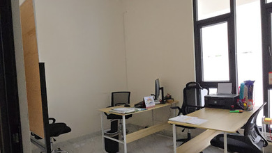 Rumah Sederhana Disewakan di Villa Melati Mas, Tangerang Selatan, Harga Ekonomis