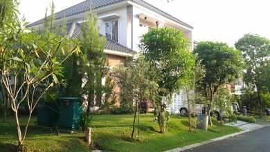 Hunian Elite di Kawasan BSD The Green, Tangerang, LB 300m², Harga 6,2 Miliar