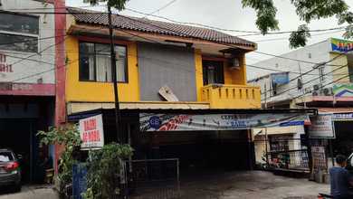 Ruko Strategis, siap untuk usaha di Jl haji nawi raya Jakarta selatan Harga Nego