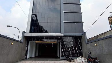 Gedung Mini Brand New Strategis, dan Siap Pakai di Jl Dewi Sartika Jaktim Harga Nego