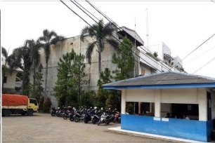 Tanah Dan Bangun Bekas Pabrik Lea Strategis di Cimone Tangerang Harga Murah Turun Dibawah Njop 