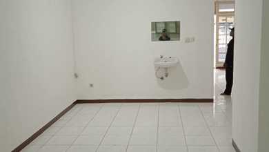 Rumah Minimalis Disewakan di Muara Karang, Jakarta Utara, Harga Ekonomis