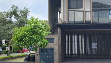 Hunian Mewah di Kawasan BSD, Tangerang, LB 430m², Harga 15 Miliar