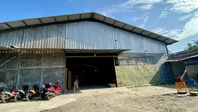 Gudang Strategis Pabrik Plastik Selangkah ke Daan Mogot Tangerang