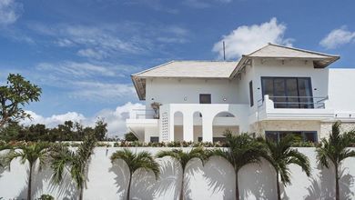 Villa Istimewa Waterfront View Full Sunset Tanjung Benoa Nusadua