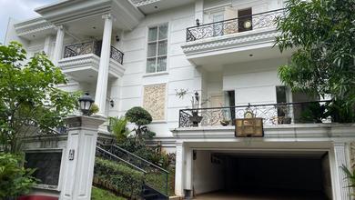 For Sale rumah Mewah di BSD City, Tangerang - LT 708m²