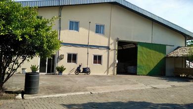 Tanah LT 10000 m2 Kawasan Strategis Rajeg, Dijual Murah