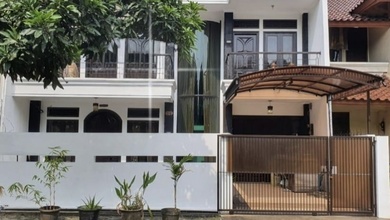 Dijual rumah mewah di perumahan LT 200LB 350 dekat galaxy pekayonn