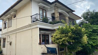 Rumah Elite di Kawasan Rawamangun, Jakarta Timur, LB 250m², Harga 6 Miliar